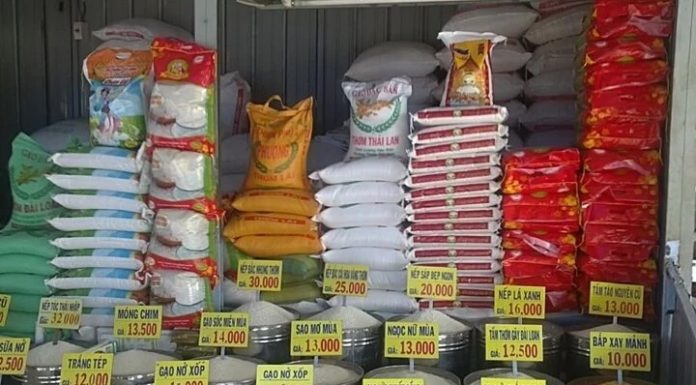 Should I buy rice by weight or by bag?