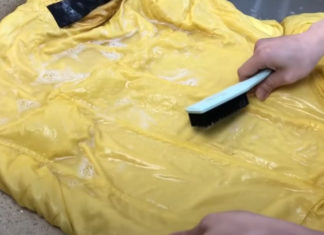 How to wash down jackets at home without worrying about clumping and without spending money at the laundry.