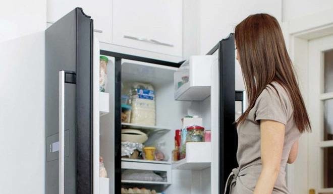 My Husband Accidentally Puts Shoes in the Fridge While Drunk, I Discover Something Magical the Next Morning