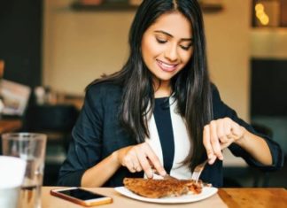 Optimize your weight loss by adjusting your dinner schedule – it’s so simple, why not try it?