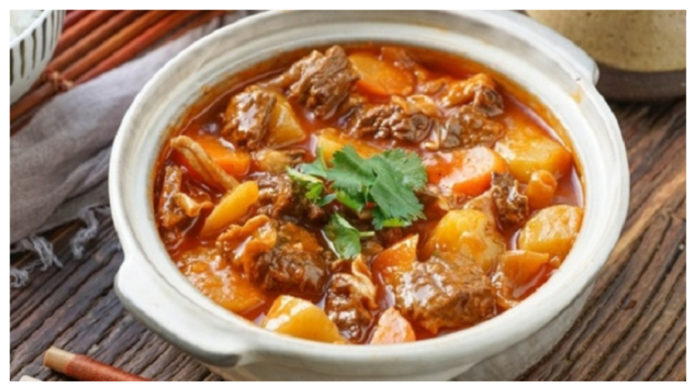 Beef stew: Add this water to the meat to make it tender and save half the time