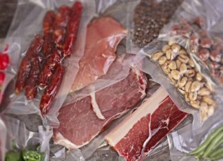 Is Vacuum Sealing Food Safe? Many People Misunderstand This, Poisoning Can Happen