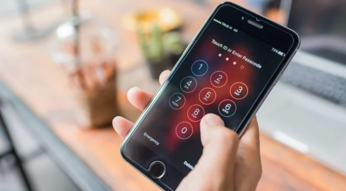 Don’t Enter Your iPhone Password in Public Places