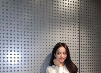 Stylish and feminine cardigan ideas for the fall-winter season, suggested by Jisoo from BLACKPINK