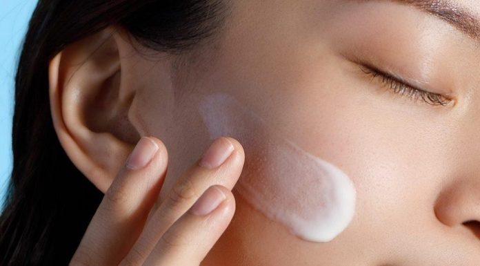 4 Essential Tips for Choosing Sunscreen for Dark Skin to Enhance Natural Complexion