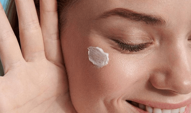 4 Tips for Using Eye Creams to Reduce Wrinkles, Aging, and Fatigue Dark Circles