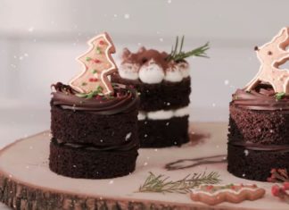 Delicious and Beautiful Rustic-style Homemade Chocolate Christmas Cake