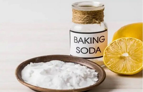 Get Rid of Unpleasant Odors and Mold Quickly by Sprinkling This Powder on Your Bed