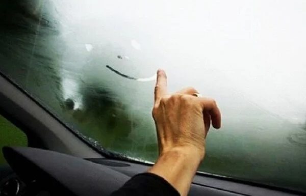 How to Handle Foggy Car Windows