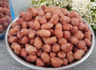 Why do restaurants often serve pickles and snacks before the meal? Surprising reasons you should know.