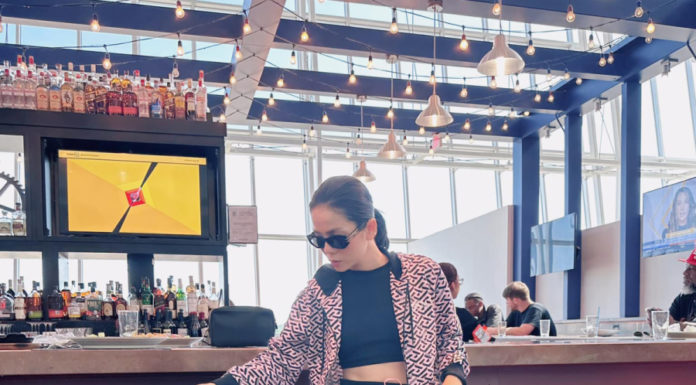 Lệ Quyên’s sandals turn heads with their price tag