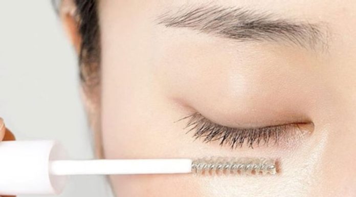 10 Simple Tips to Nourish and Enhance the Length and Curliness of your Eyelashes
