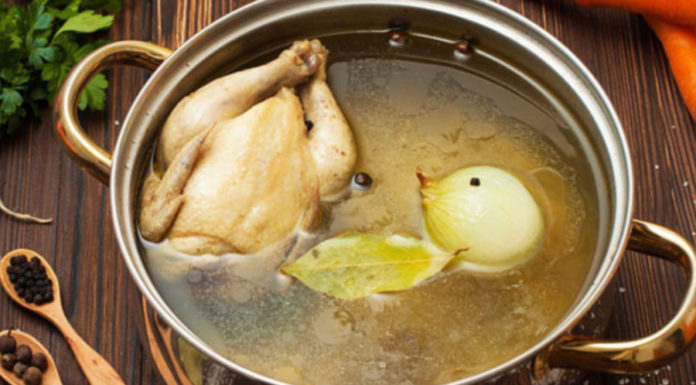 How to boil various types of meat (chicken, duck, pork) using warm water instead of boiling water, ensuring the skin remains intact, tender, and delicious.
