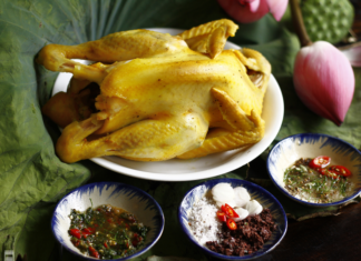 Silent Chef: Boiled Chicken without Water, Skin Golden, Meat Sweet