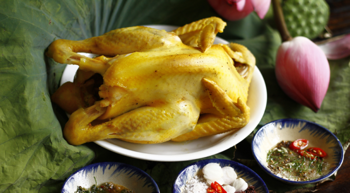 Silent Chef: Boiled Chicken without Water, Skin Golden, Meat Sweet