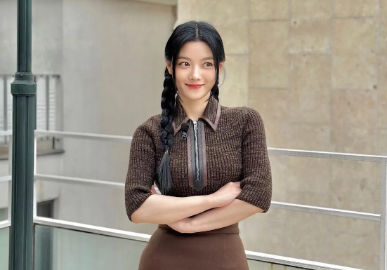 Kim Yoo Jung’s Fashionable Style in Real Life Matches Her On-Screen Beauty