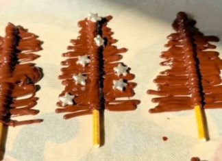 Simple and Cute! Make Delicious Pocky Chocolate Candy for Christmas