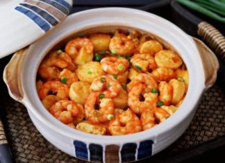 How to make delicious and surprising shrimp stew with glass noodles and tofu