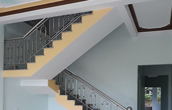 Discover the secret of Inox Staircase that many families choose