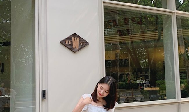 5 Stylish White Summer Essentials to Beat the Heat