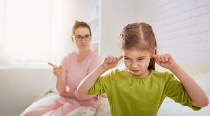 5 Qualities of a Mother That Will Make Their Child’s Life Difficult to Succeed, Mothers, Check Yourself Now