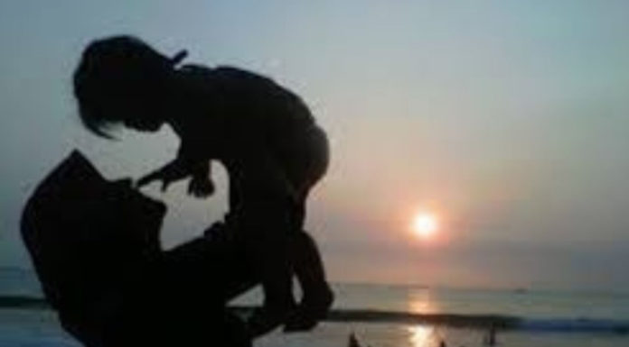 I take care of my mother-in-law for many years but can’t take care of my own mother. When my mother told me that, I burst into tears. What should I do?