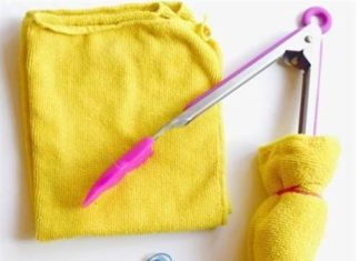 Small, Sparkling Dust-Free Corners Within Seconds with This Simple Trick