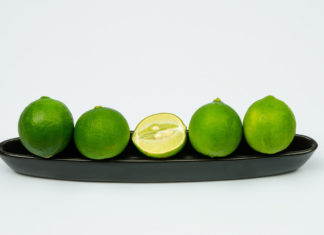 Easy Tips to Remove Turmeric Stains on Skin