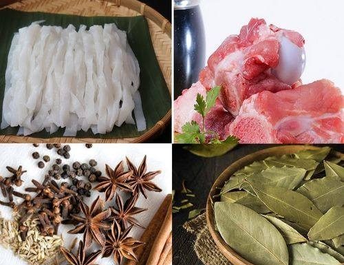 Special leaves for cooking pho, Vietnamese market sells for 70k/g and still sold out