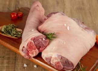 Cooking meat with salt and brine is wrong: Add this ingredient for juicy, flavorful, and perfectly tender white meat.