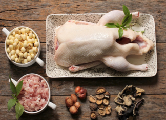 Duck Boiling Without Water: Pour this into the pot to remove all the rancid smell, sweet and rich flavor.