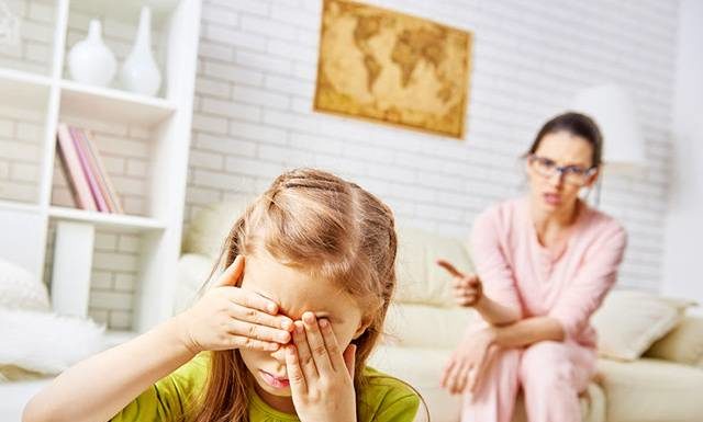 Parents often say these 4 phrases, and children become more and more insecure, with a decreasing EQ