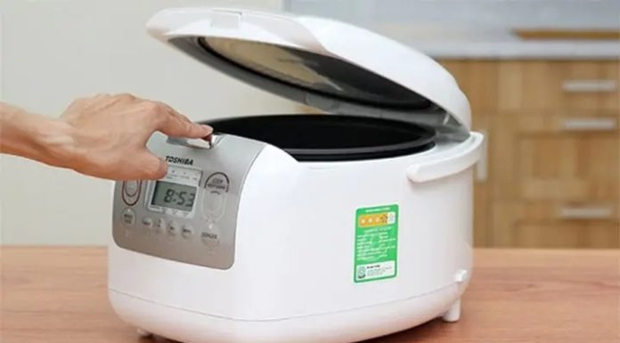 The 3 Dirtiest Parts of an Electric Rice Cooker that People Rarely Clean