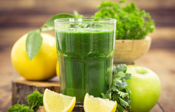 5 Juice Recipes for Weight Loss and Glowing Skin