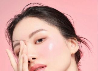 Tips for applying blush to keep you glowing on chilly days and enhance your youthful beauty