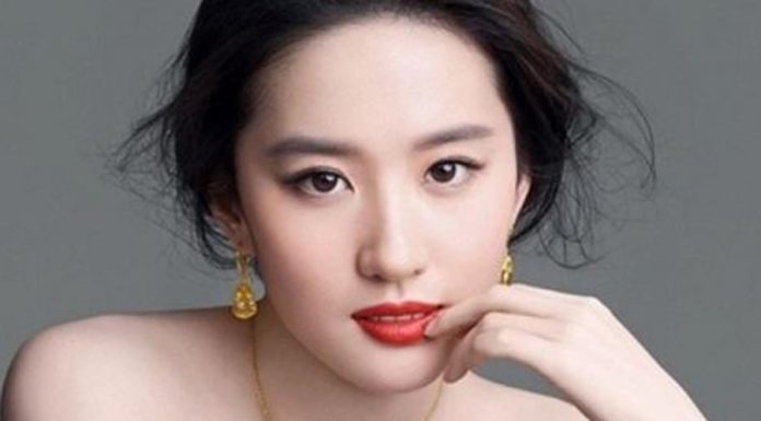 Do you have a cherishing husband when born on this day: Women with a lucky fate of the Phoenix?