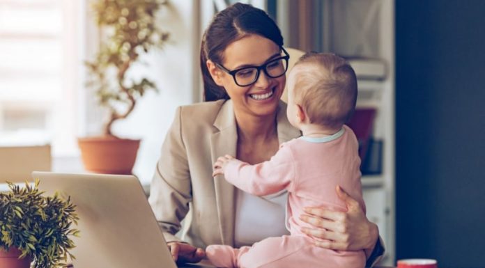 Should women work or stay at home to take care of children?