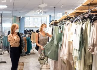 Dangerous Mistakes to Avoid When Wearing New Clothes: Common Issues in Vietnam, Check Now