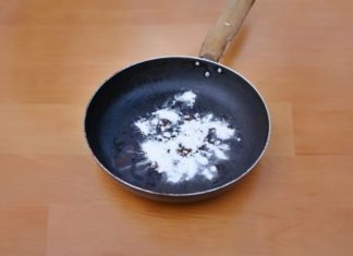 10-Minute Trick to Easily Clean Blackened Burnt Pan without Worrying about Your Kitchen Spice Collection