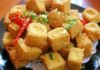 Frying tofu immediately in hot oil is all wrong: Taking this step ensures crispy tofu, no worries about oil splatter