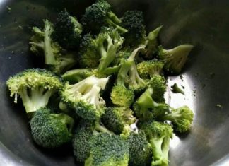 Mistake: Washing cabbage directly with water for soup, add 2 new steps for completely clean cabbage