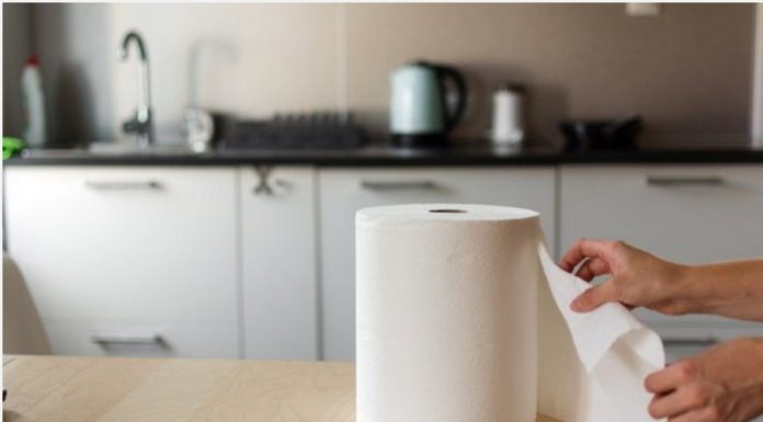 Harmful Kitchen Habits We Still Nonchalantly Engage In Daily