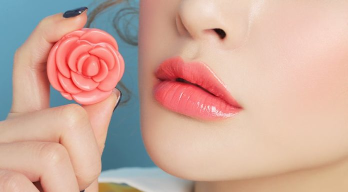 Things to know before buying lip balm and the safe, effective time to use lip balm