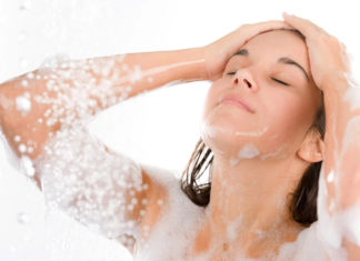 The Perfect Way to Take a Shower for Optimal Health and Glowing Skin