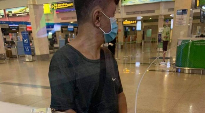 Selling lottery tickets, accepting last-minute tickets: ‘Saigon people always help strangers’