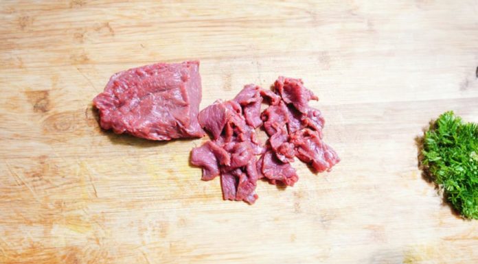 Secret sauce for tender and succulent beef stir-fry: The magic ingredient that makes the meat juicy and tender, a must-know for any cook.