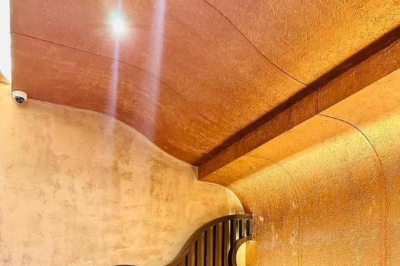 MC Thảo Vân’s son does this for her right after receiving his first monthly salary