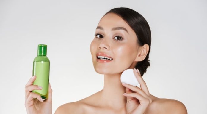 4 Amazing Benefits of Natural Toner for Improving Skin Health and Safety