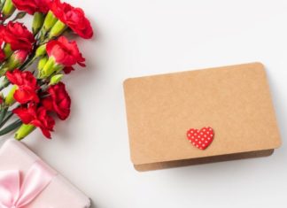 Meaningful and Practical Gifts for Female Employees on October 20th