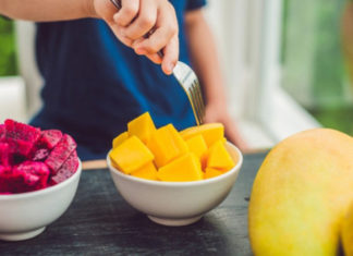 Should you eat fruits and vegetables before meals?